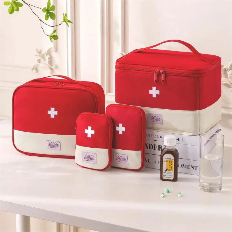 Portable First Aid Kit Bags Me - First Aid Travel Kit ulasan dan harga